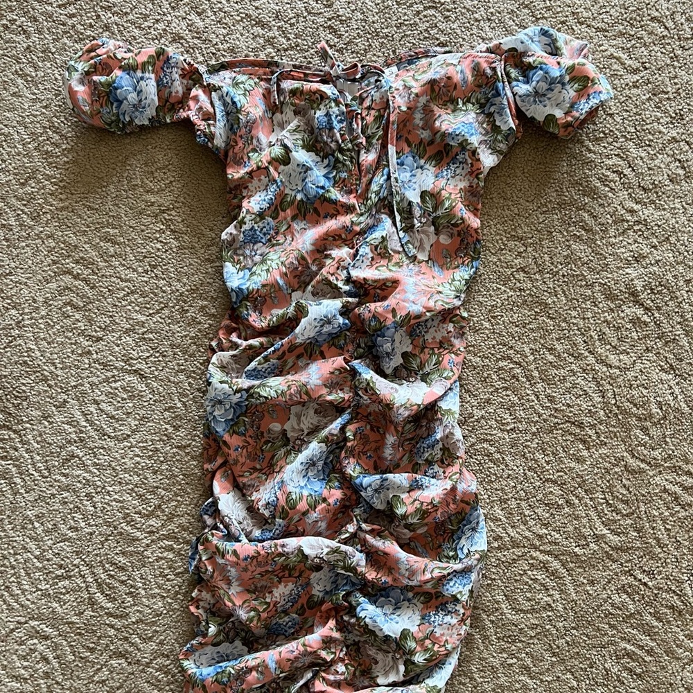 Floral ruched dress